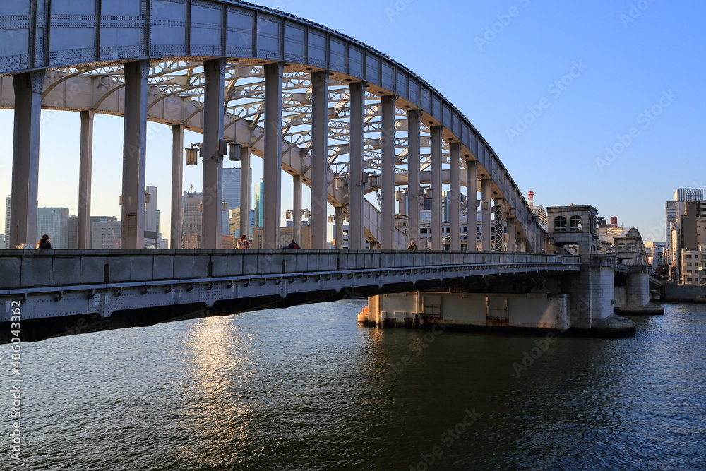 隅田川に架かる重要建造物・勝鬨橋