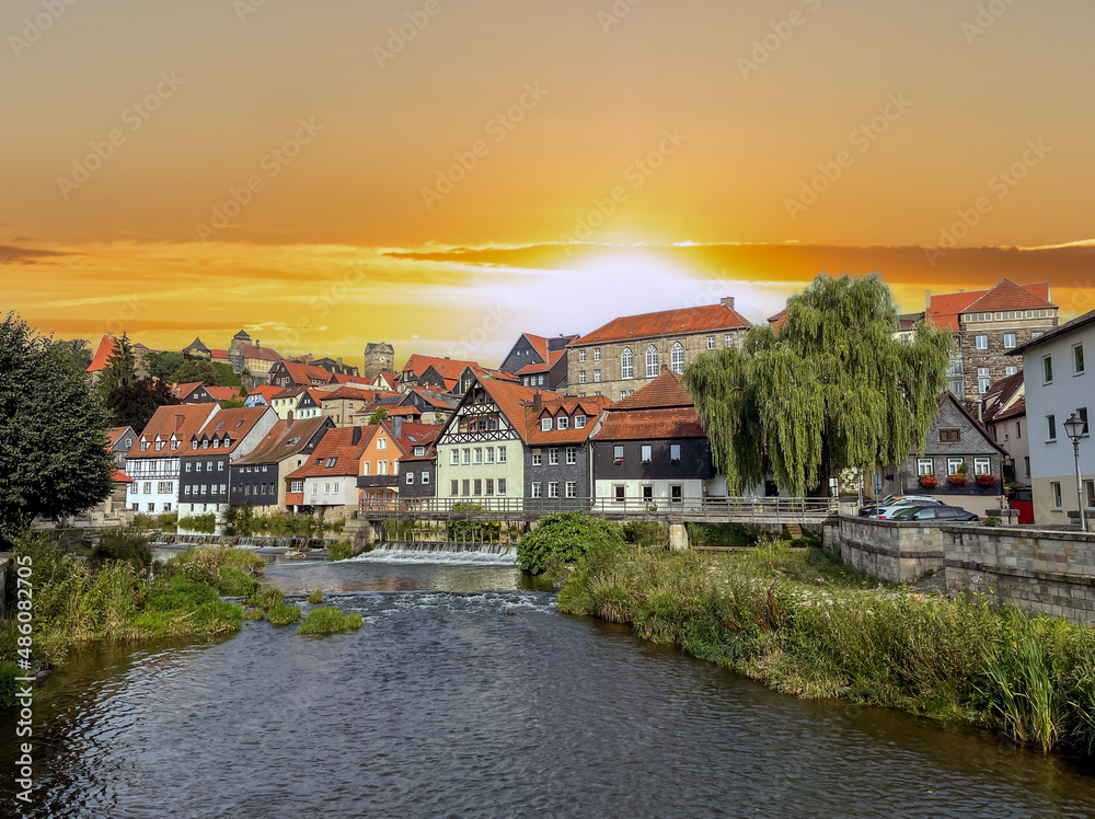 Stadtanblick von Kulmbach bei Sonnenuntergang