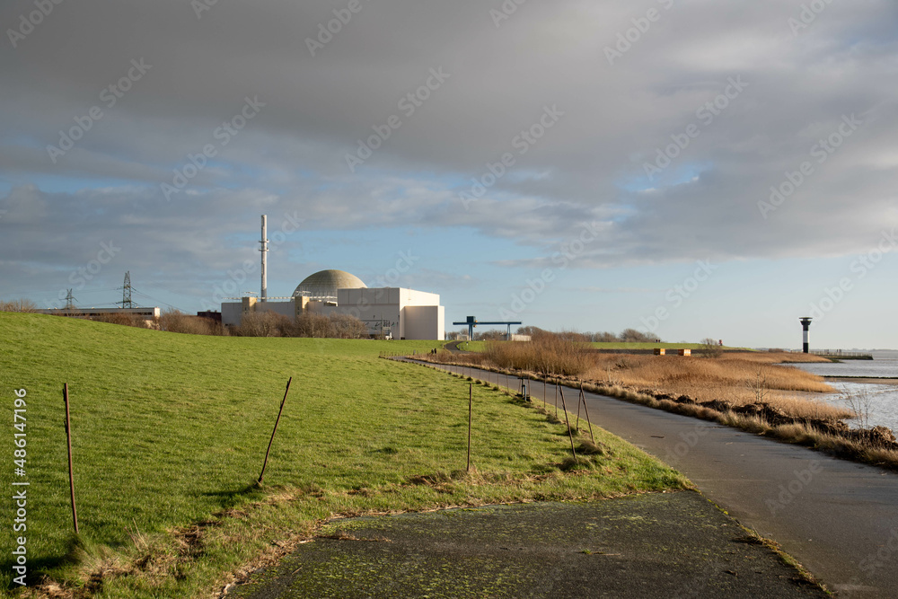 La centrale nucleare di Brokdorf ormai spenta