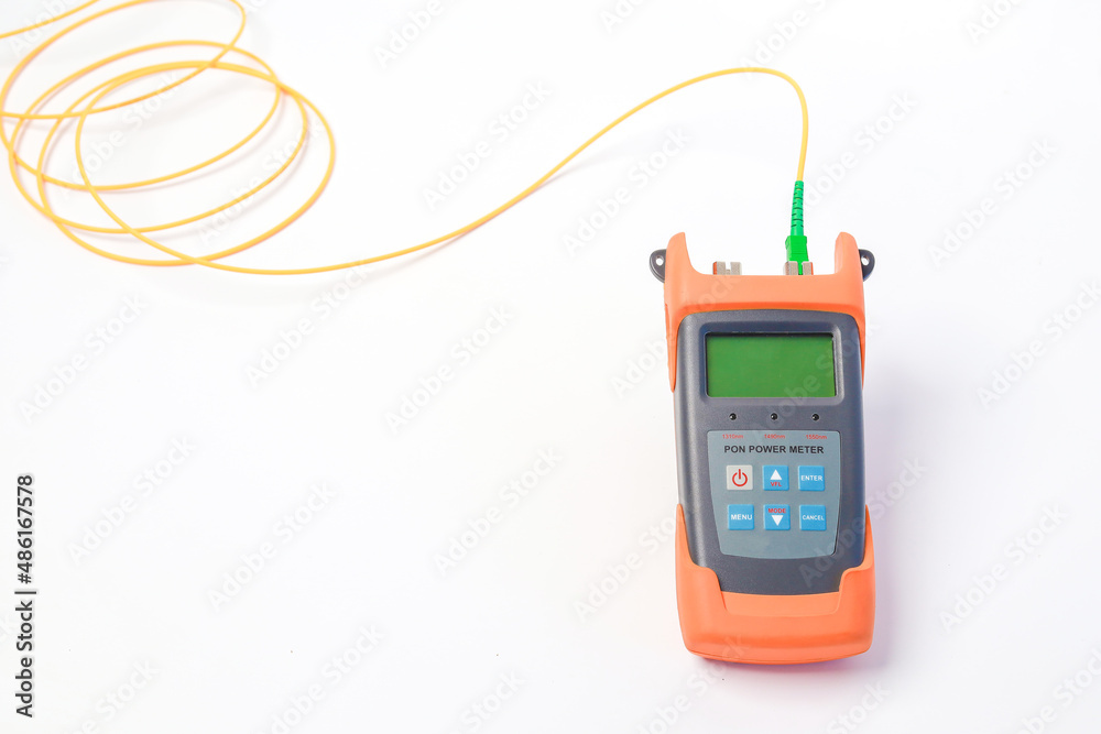Professional testing of fiber optic connections OTDR meter. Measurement of the throughput of the optical fiber network. Expert work in the IT industry. Professional testing of fiber optic connections OTDR meter. Measurement of the throughput of the optical fiber network. Expert work in the IT industry.