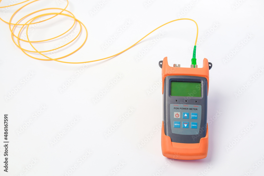 Professional testing of fiber optic connections OTDR meter. Measurement of the throughput of the optical fiber network. Expert work in the IT industry. Professional testing of fiber optic connections OTDR meter. Measurement of the throughput of the optical fiber network. Expert work in the IT industry.