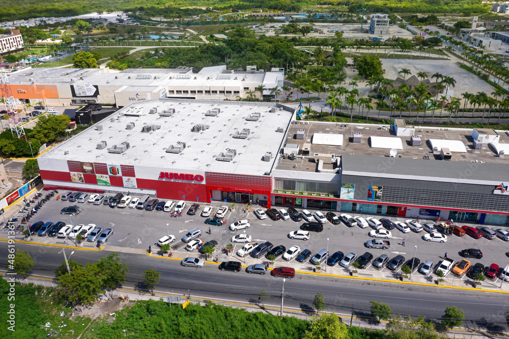BAVARO, PUNTA CANA, DOMINICAN REPUBLIC - 28 JANUARY 2022: Jumbo shop  entrance. It is a famous and large retail supermarket. Aerial view Stock  Photo | Adobe Stock