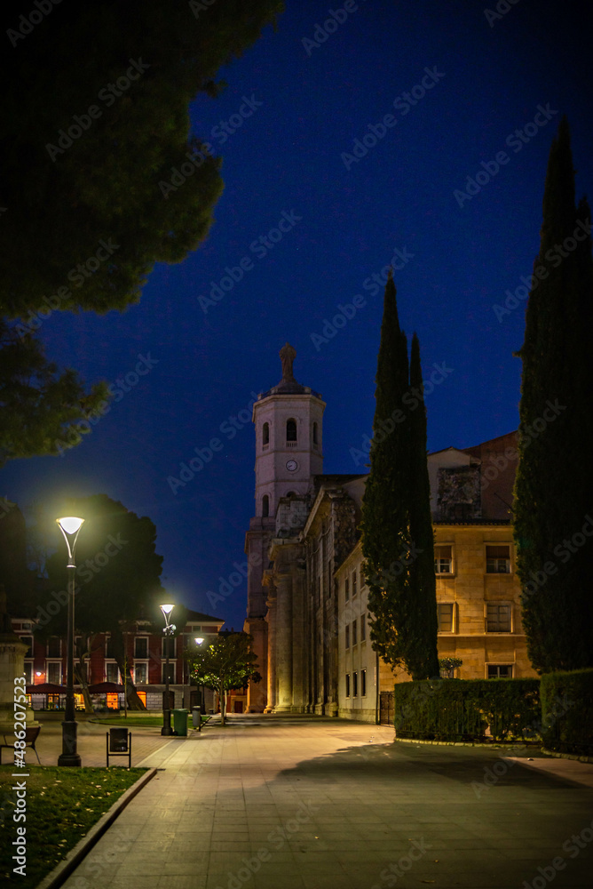Fototapeta premium Valladolid ciudad histórica y monumental de la vieja Europa 