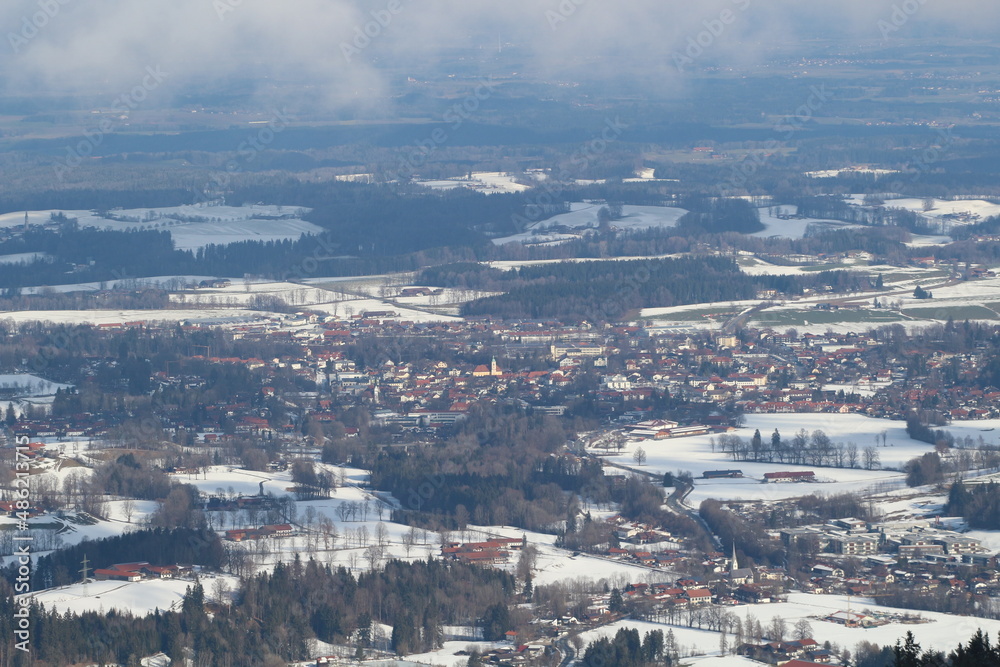 deutsche Landschaft von oben im Winter