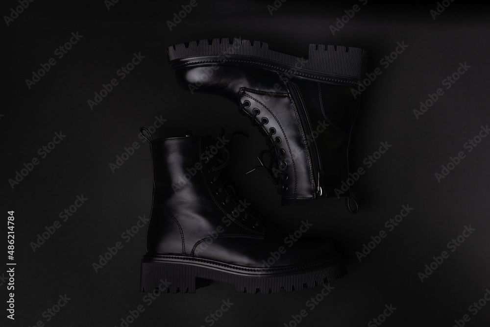 backless boots