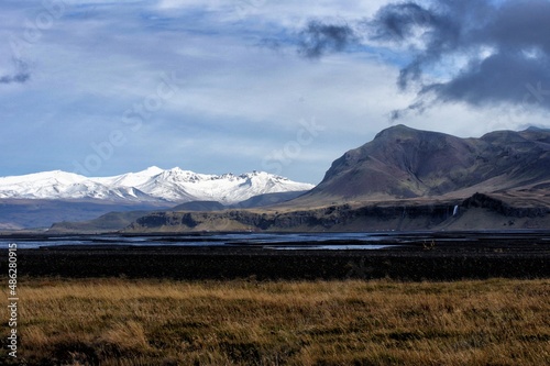 Montagne et glacier d'Islande