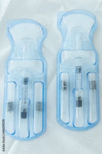 Equipment for application of hyaluronic acid.