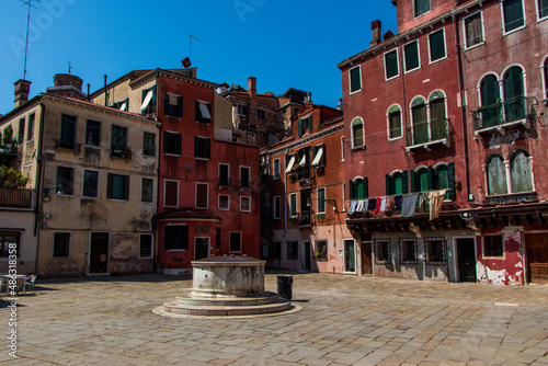 Fototapeta Naklejka Na Ścianę i Meble -  old town square in Venice