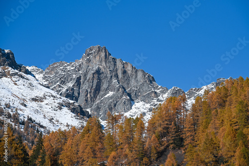 montagna neve autunno 