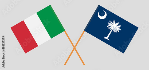 Crossed flags of Italy and The State of South Carolina. Official colors. Correct proportion