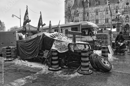 Ottawa Convoy protest truck in for the long haul