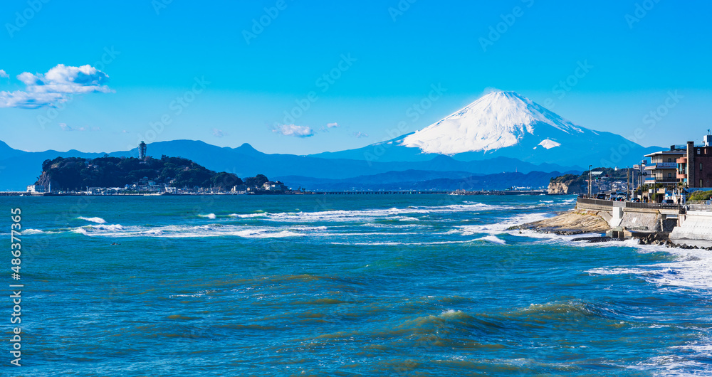 富士山と湘南海岸　冬景　ワイド