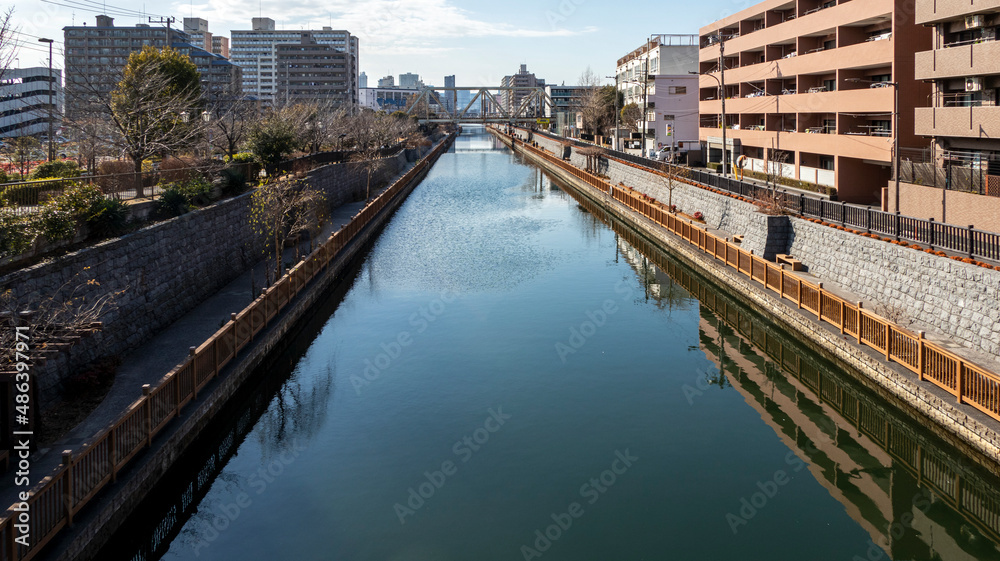 Naklejka premium 運河沿い