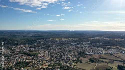 survol de l'arrière pays de Montpellier en Occitanie dans le sud de la France et les sources du Lez 