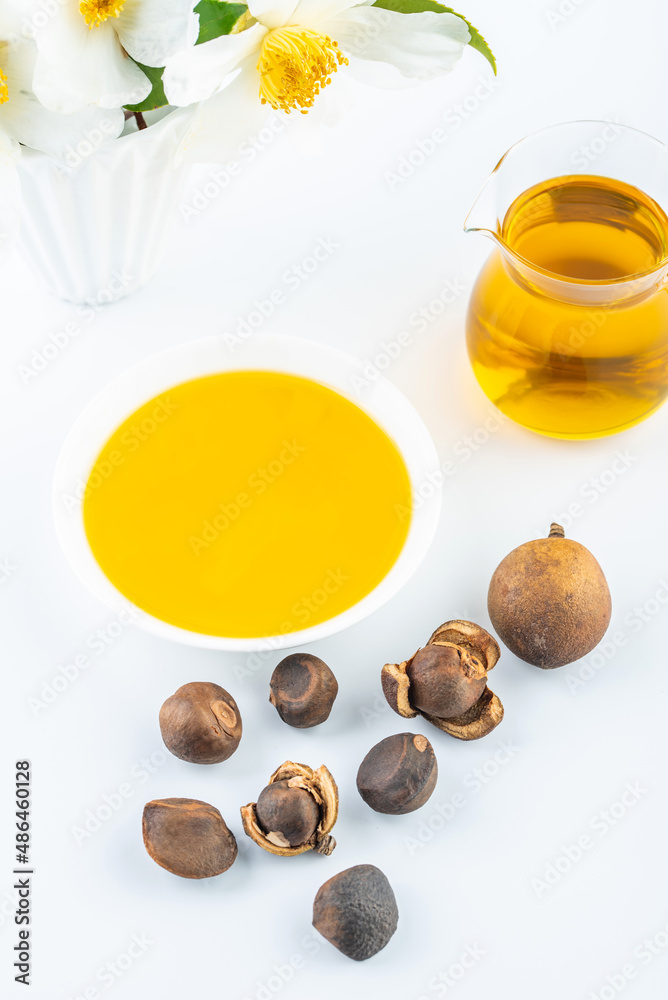 Nutritious and healthy tea seed oil