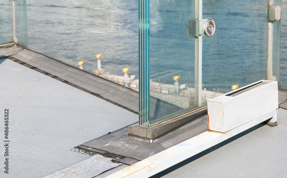 Obraz premium Laminated glass railing five layer.