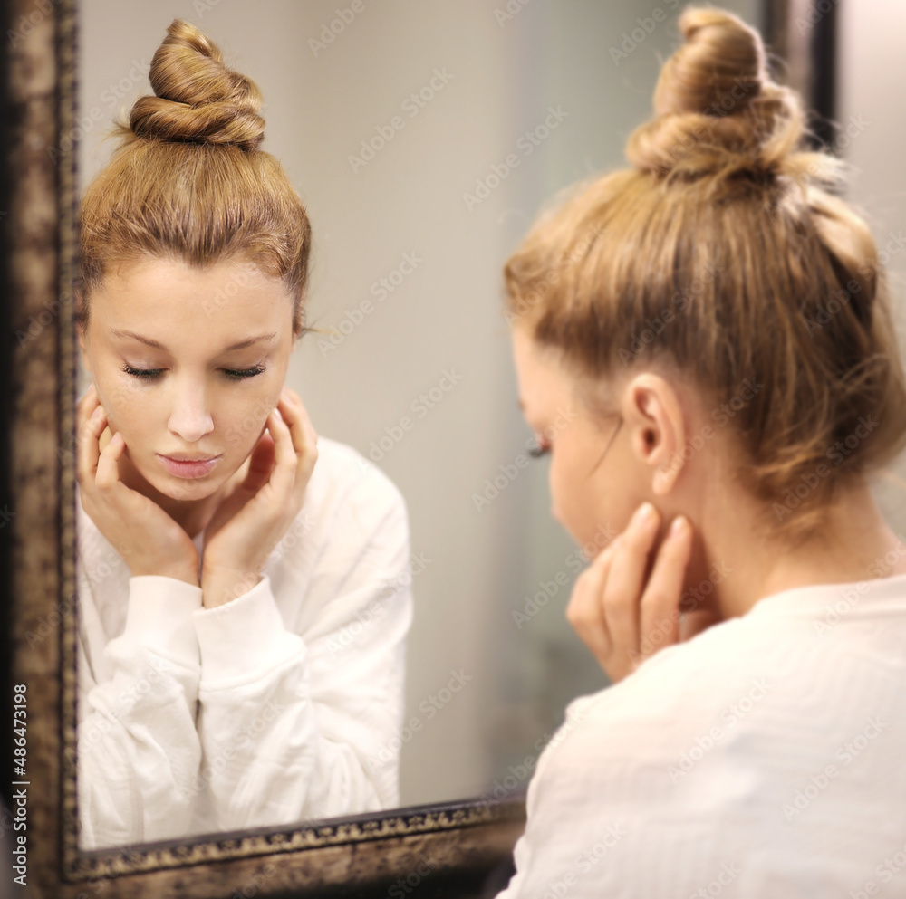 Fototapeta premium Applying the cream .Magic anti-aging cream.