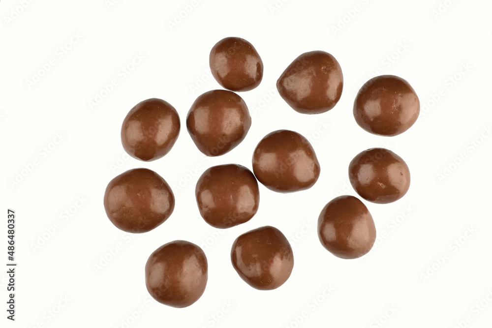chooclate coats nuts isolated on white background with clipping path chooclate coats nuts isolated on white background with clipping path