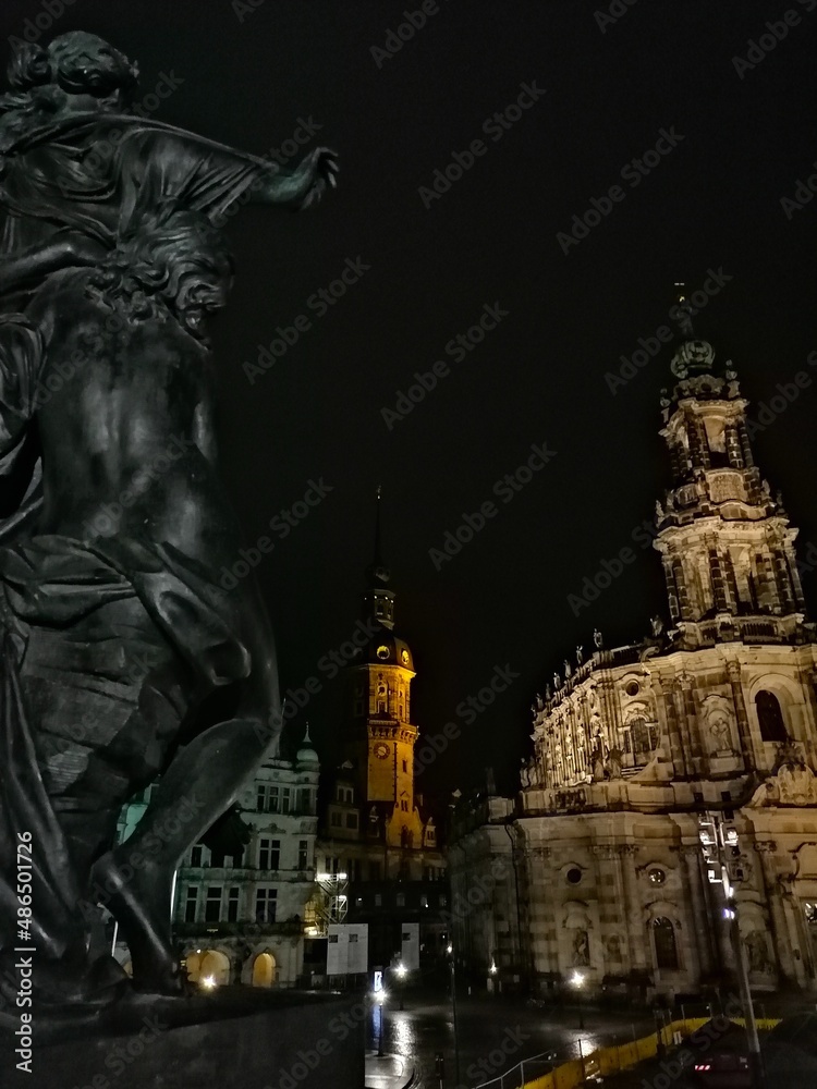 Fürstenschloss in Dresden nachts