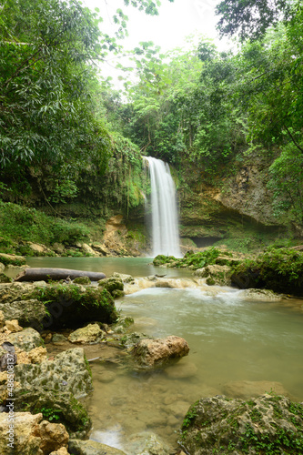 Fabulous wild environment falls in espanola island