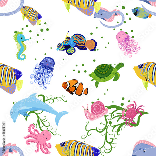 Marine life  fish  animals bright seamless pattern. sea travel  underwater diving animal tropical fish. Jellyfish  whale  shark  seahorse  clown fish  dolphin  turtle  emperor