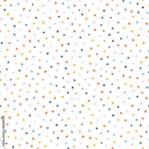 Seamless pattern with colorful dots