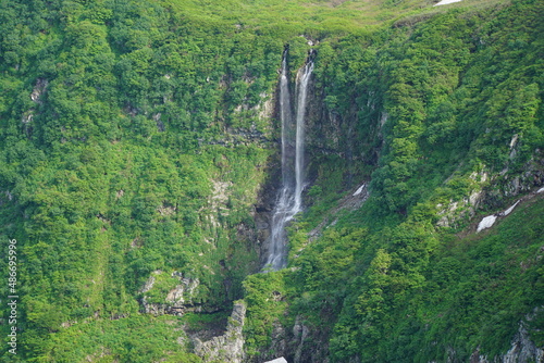 鳥海山幻の「白糸の滝」