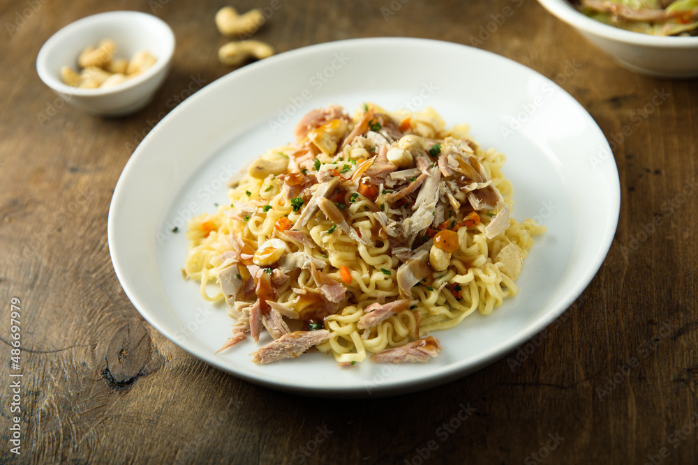 Asian noodles with duck and cashew