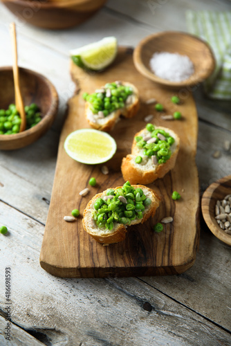 Healthy vegan green pea bruschetta	