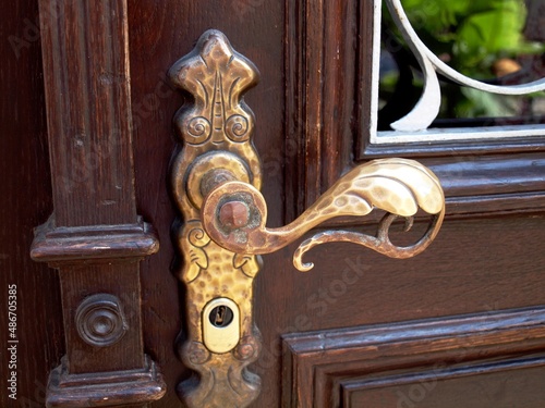Door knob, door handle