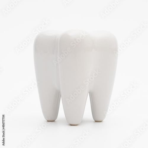 Fototapeta Naklejka Na Ścianę i Meble -  dental premolar teeth 3d on white