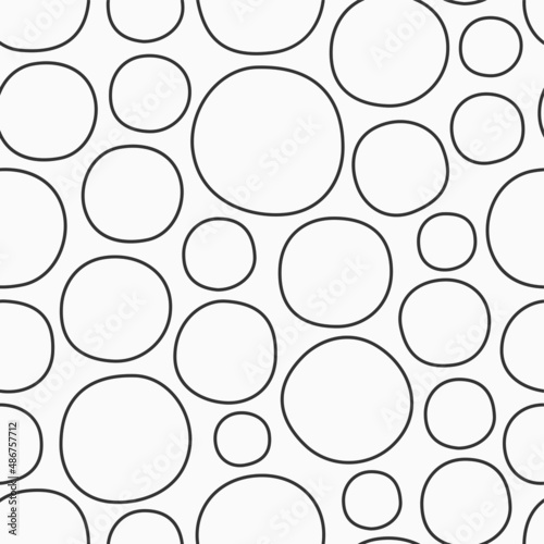 Hand drawn circles seamless vector pattern. Spots pattern, outline round shapes. Repeating circles pattern. Flat design pattern. Black and white vector background.