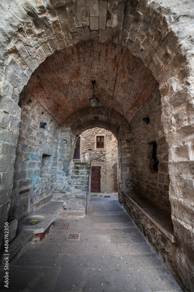 Italia, Toscana, Casentino, Arezzo, il paese di Subbiano, il Castello dell'anno 1000.