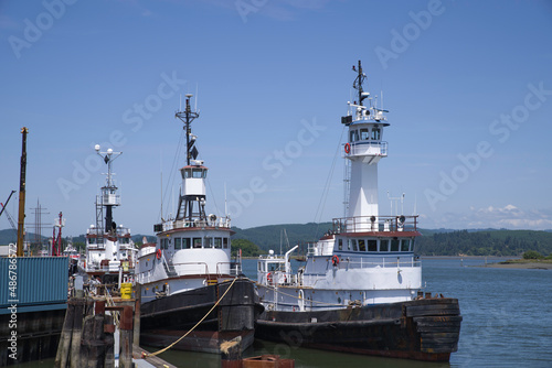 Coos bay boats in harbor