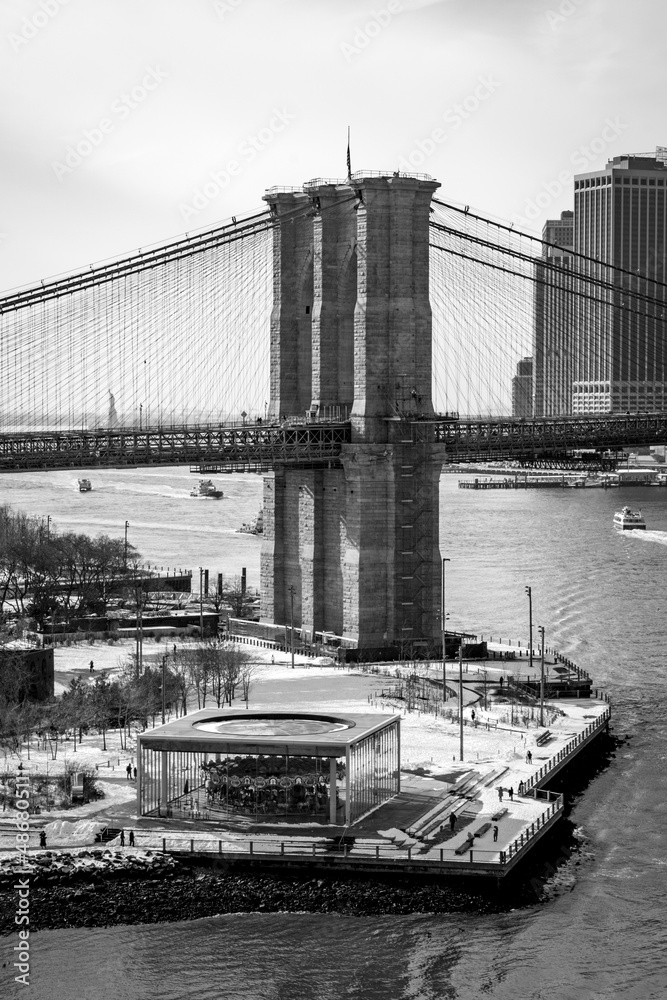 brookyln bridge, black and white, new york city in winter