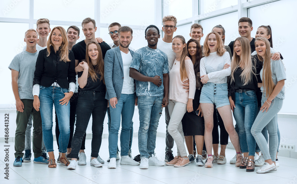 Obraz premium group of successful young people standing together.
