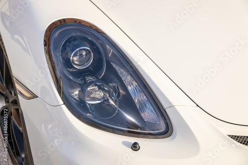 古い自動車のヘッドライト　Headlight of the old car © norikko