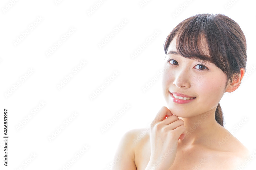 悩む女性・美容イメージ