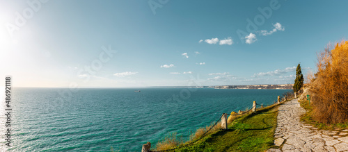 Klippen am Kap Kaliakra an der Schwarzmeerküste in Bulgarien