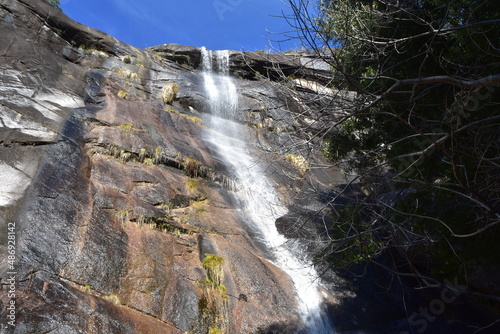 naturaleza salvaje,montañas y mar