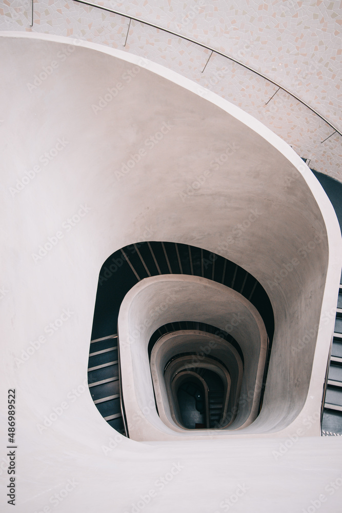 Fototapeta premium staircase in the building