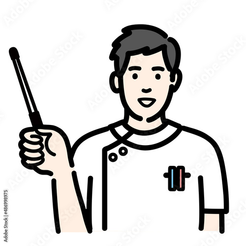 指し棒で解説をしている白衣を着た若い男性看護師
