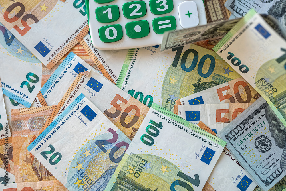 most world currency exchange between US dollar and Euro banknotes most world currency exchange between US dollar and Euro banknotes