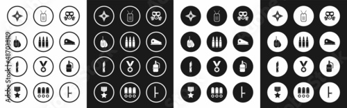 Photographie Set Gas mask, Bullet, Military dog tag, Japanese ninja shuriken, beret, Hand grenade and knife icon