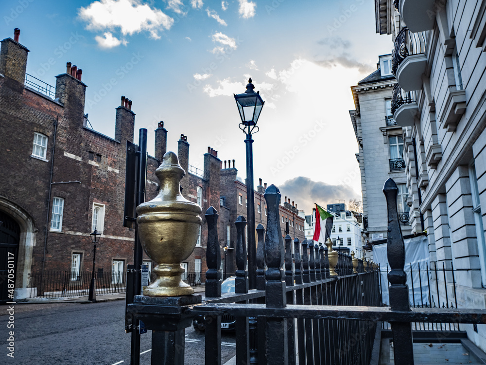 Fototapeta premium The Palace in ST James Street 