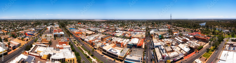 Obraz premium D Mildura weir to town hall pan