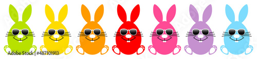 Set 7 Sitzende Haseneier Sonnenbrille Regenbogenfarben