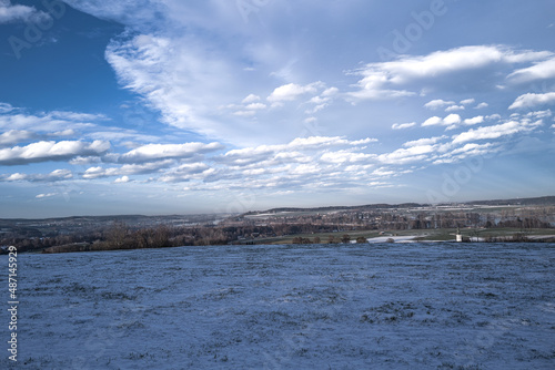 Landschaft Wolkenhimmel, Schnee, Licht