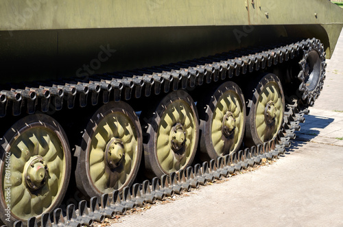 caterpillars of a self-propelled artillery installation