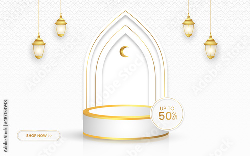 White luxury islamic background with decorative ornament pattern and lanterns Premium Vector	
